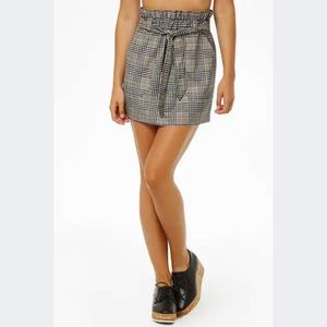 F21 plaid paper bag waist skirt! NWOT.